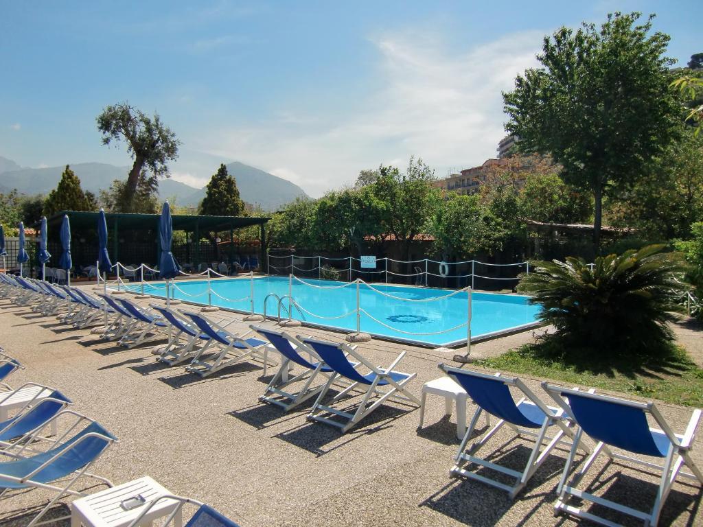 Hotel Girasole Σορέντο Εξωτερικό φωτογραφία